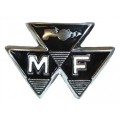 Emblème de calandre tracteur Massey Ferguson 35 828136M1